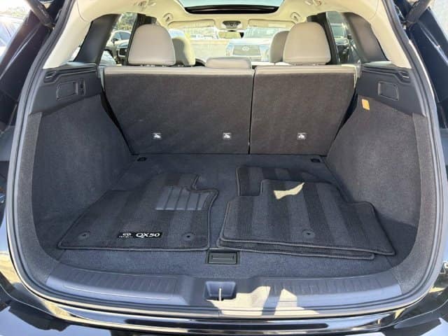 2023 INFINITI QX50 LUXE LUXE FWD Intercooled Turbo Premium Gasoline I-4 2.0 L/122 [5]