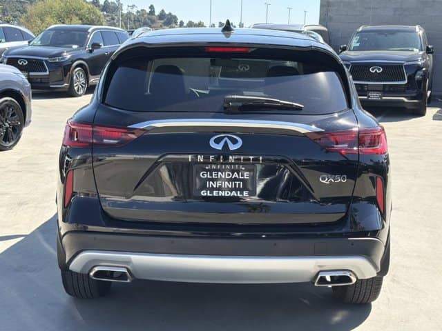 2023 INFINITI QX50 LUXE LUXE FWD Intercooled Turbo Premium Gasoline I-4 2.0 L/122 [4]