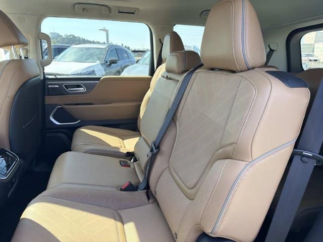 2027 INFINITI QX80 LUXE LUXE RWD *Ltd Avail* Twin Turbo Premium Gasoline V-6 3.5 L/213 [12]