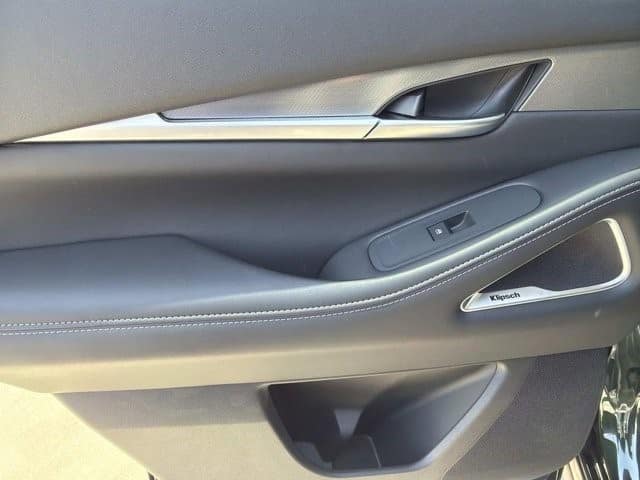 2027 INFINITI QX60 LUXE LUXE FWD Intercooled Turbo Premium Gasoline I-4 2.0 L/122 [9]