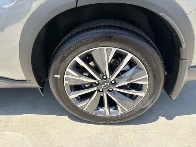 2027 INFINITI QX60 LUXE LUXE AWD Intercooled Turbo Premium Gasoline I-4 2.0 L/122 [5]