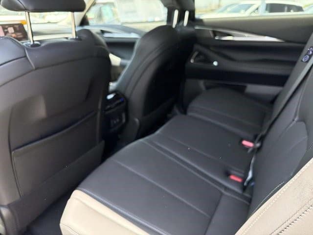2027 INFINITI QX60 LUXE LUXE FWD Intercooled Turbo Premium Gasoline I-4 2.0 L/122 [10]