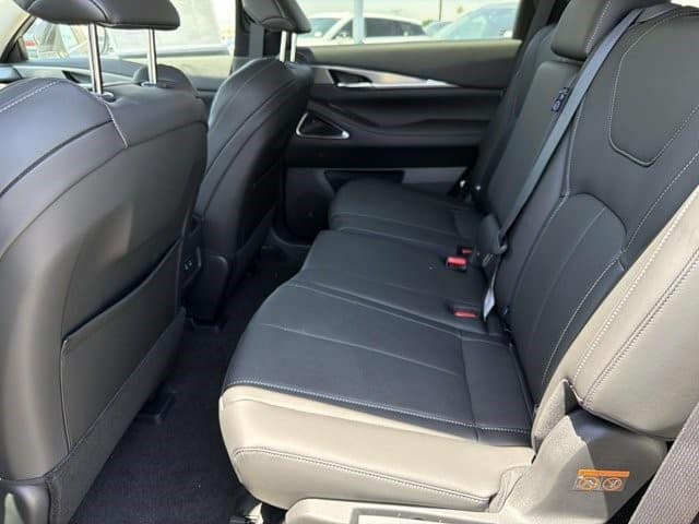 2027 INFINITI QX60 LUXE LUXE FWD Intercooled Turbo Premium Gasoline I-4 2.0 L/122 [12]