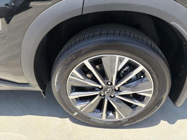 2027 INFINITI QX60 LUXE LUXE FWD Intercooled Turbo Premium Gasoline I-4 2.0 L/122 [5]