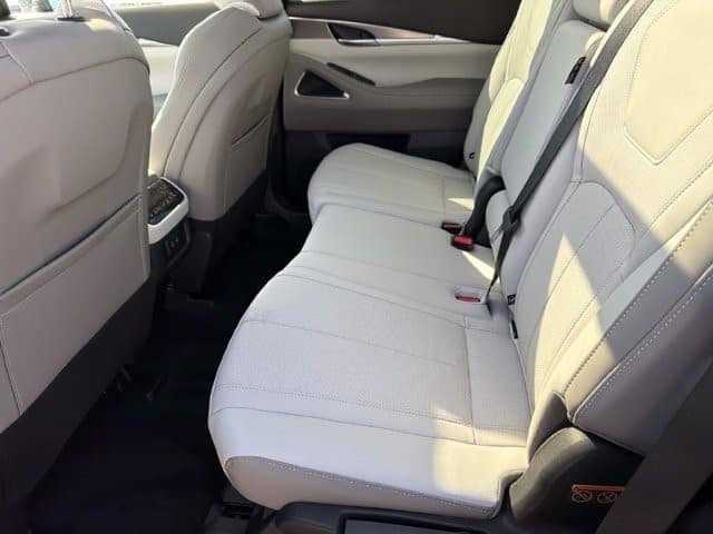 2027 INFINITI QX60 LUXE LUXE FWD Intercooled Turbo Premium Gasoline I-4 2.0 L/122 [11]