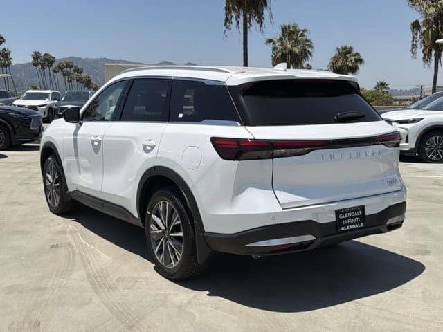 2027 INFINITI QX60 LUXE LUXE FWD Intercooled Turbo Premium Gasoline I-4 2.0 L/122 [3]