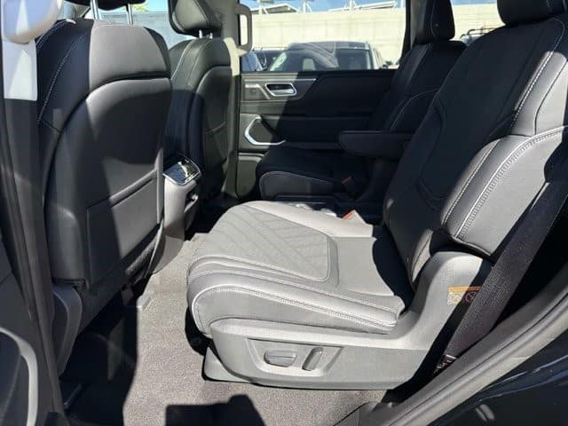 2027 INFINITI QX80 LUXE LUXE RWD *Ltd Avail* Twin Turbo Premium Gasoline V-6 3.5 L/213 [10]