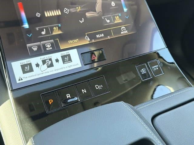 2027 INFINITI QX80 LUXE LUXE RWD *Ltd Avail* Twin Turbo Premium Gasoline V-6 3.5 L/213 [24]