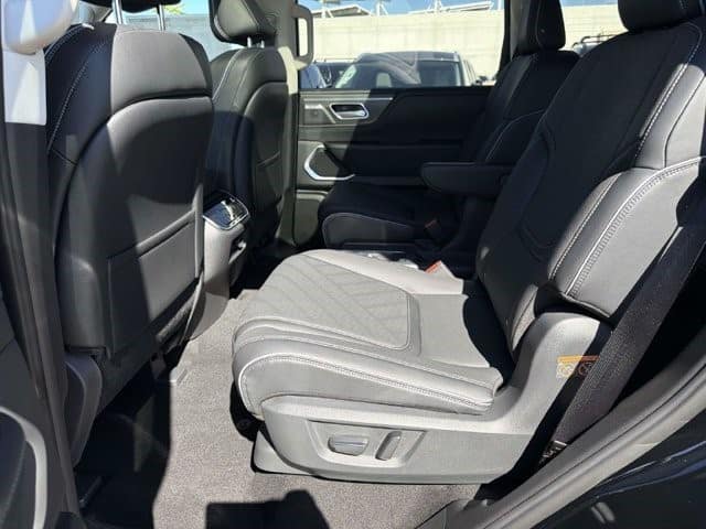 2027 INFINITI QX80 LUXE LUXE RWD *Ltd Avail* Twin Turbo Premium Gasoline V-6 3.5 L/213 [10]