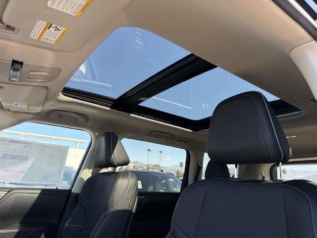 2027 INFINITI QX80 LUXE LUXE RWD *Ltd Avail* Twin Turbo Premium Gasoline V-6 3.5 L/213 [17]