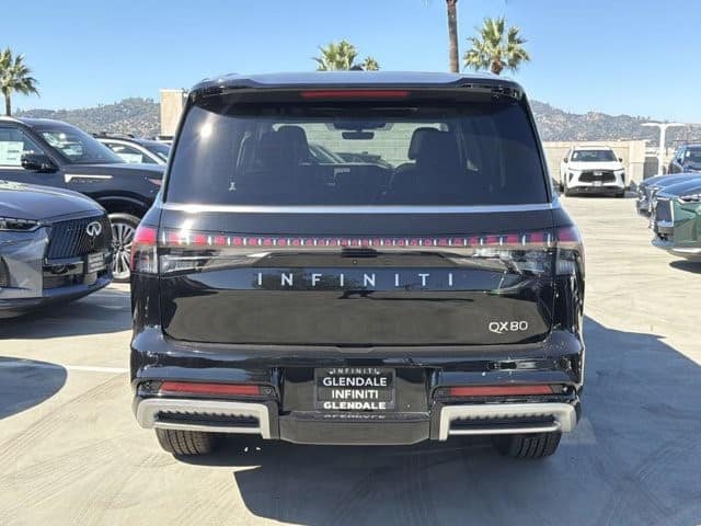 2027 INFINITI QX80 LUXE LUXE RWD *Ltd Avail* Twin Turbo Premium Gasoline V-6 3.5 L/213 [3]