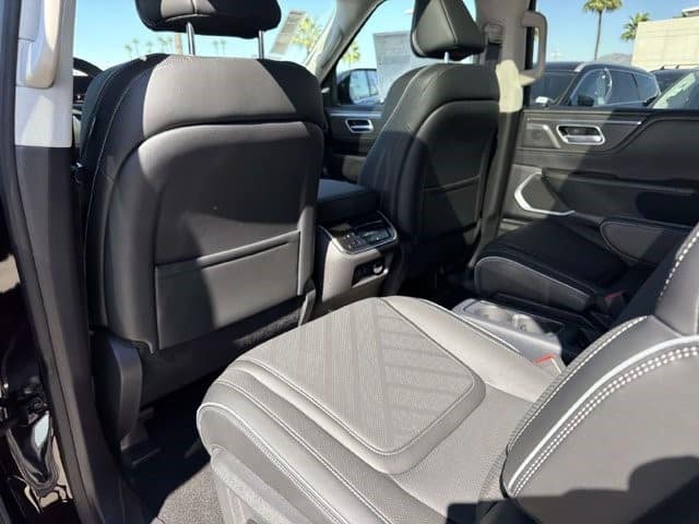 2027 INFINITI QX80 LUXE LUXE AWD *Ltd Avail* Twin Turbo Premium Gasoline V-6 3.5 L/213 [9]