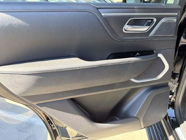 2027 INFINITI QX80 LUXE LUXE AWD *Ltd Avail* Twin Turbo Premium Gasoline V-6 3.5 L/213 [8]