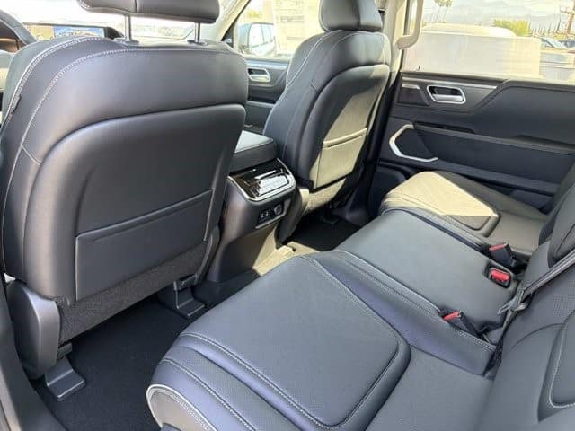 2027 INFINITI QX80 LUXE LUXE RWD *Ltd Avail* Twin Turbo Premium Gasoline V-6 3.5 L/213 [11]