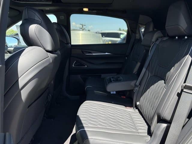 2027 INFINITI QX65 AUTOGRAPH AUTOGRAPH AWD Intercooled Turbo Premium Gasoline I-4 2.0 L/122 [11]