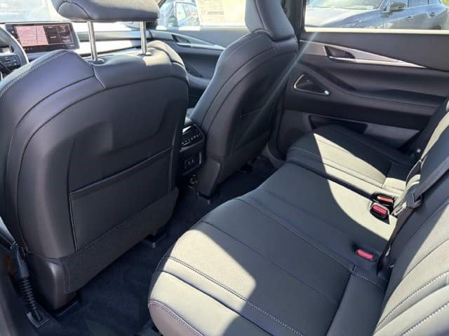 2027 INFINITI QX60 LUXE LUXE FWD Intercooled Turbo Premium Gasoline I-4 2.0 L/122 [10]