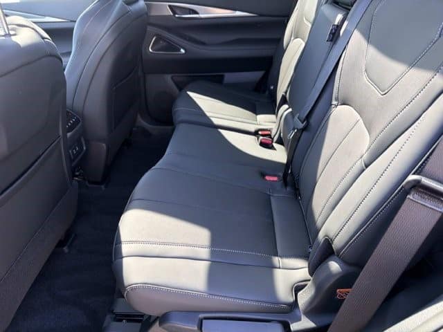 2027 INFINITI QX60 LUXE LUXE FWD Intercooled Turbo Premium Gasoline I-4 2.0 L/122 [11]