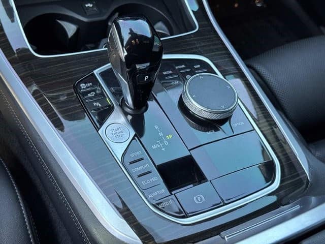 2023 BMW X5 sDrive40i sDrive40i Sports Activity Vehicle Intercooled Turbo Gas/Electric I-6 3.0 L/183 [17]