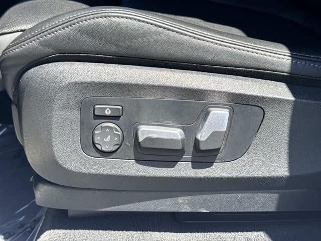 2023 BMW X5 sDrive40i sDrive40i Sports Activity Vehicle Intercooled Turbo Gas/Electric I-6 3.0 L/183 [24]