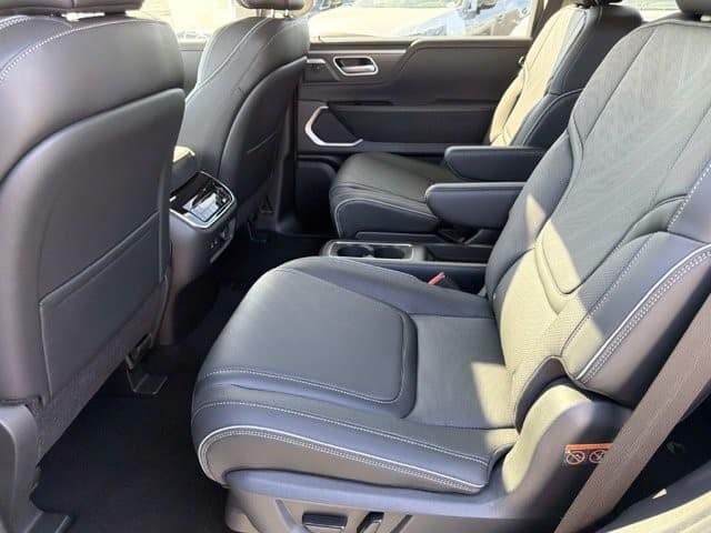 2026 INFINITI QX80 LUXE LUXE RWD Twin Turbo Premium Gasoline V-6 3.5 L/213 [12]