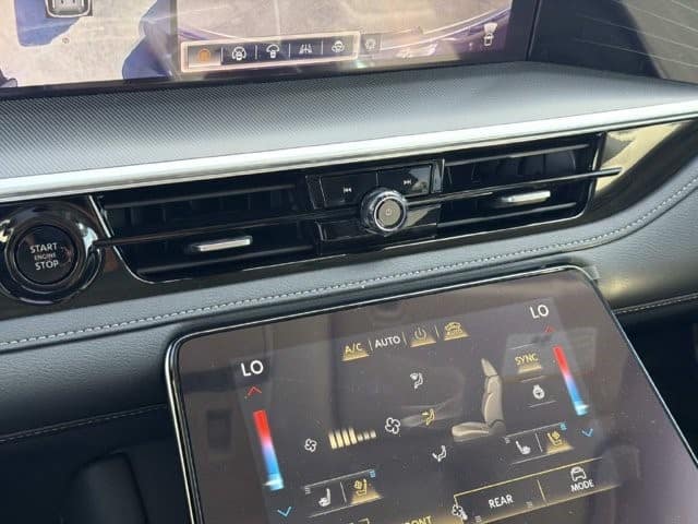 2026 INFINITI QX80 LUXE LUXE RWD Twin Turbo Premium Gasoline V-6 3.5 L/213 [25]