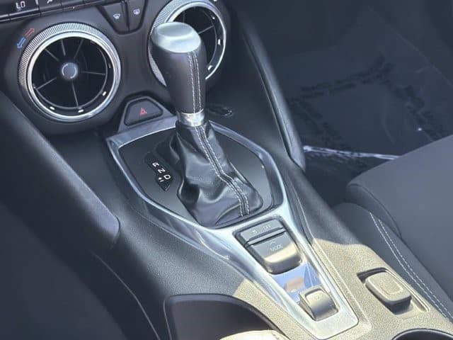 2018 Chevrolet Camaro 1LT 2dr Conv 1LT Gas V6 3.6L/222 [11]
