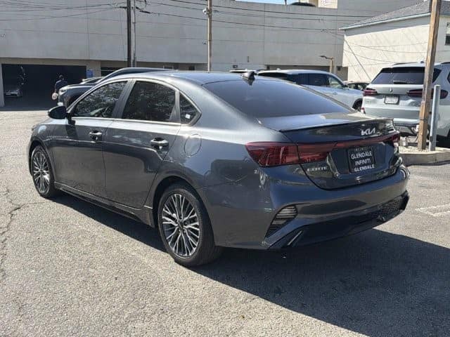 2024 Kia Forte GT-Line GT-Line IVT Regular Gasoline I-4 2.0 L/122 [2]