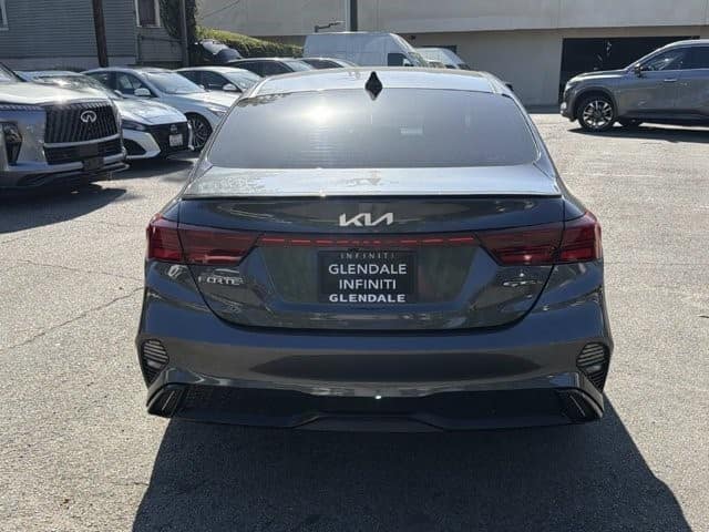 2024 Kia Forte GT-Line GT-Line IVT Regular Gasoline I-4 2.0 L/122 [3]
