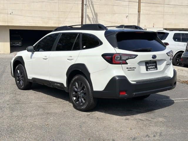 2023 Subaru Outback Onyx Edition Onyx Edition CVT Regular Unleaded H-4 2.5 L/152 [3]