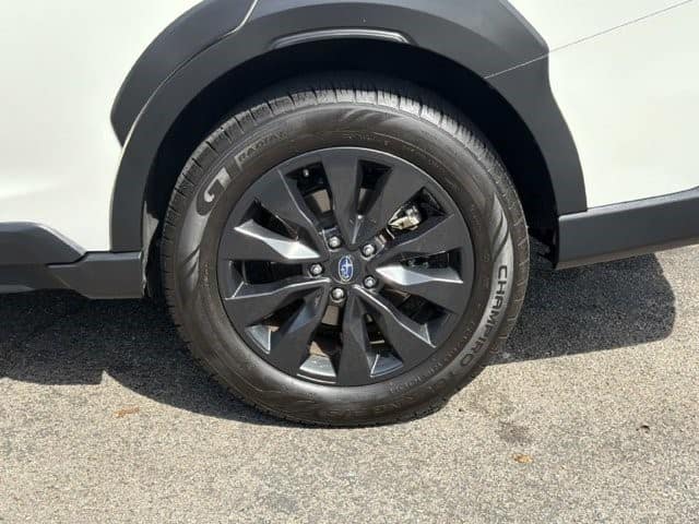 2023 Subaru Outback Onyx Edition Onyx Edition CVT Regular Unleaded H-4 2.5 L/152 [6]