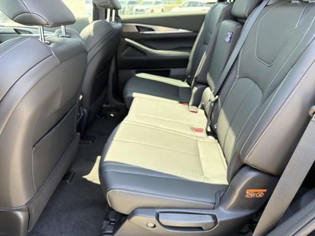 2027 INFINITI QX60 PURE PURE FWD Intercooled Turbo Premium Gasoline I-4 2.0 L/122 [8]