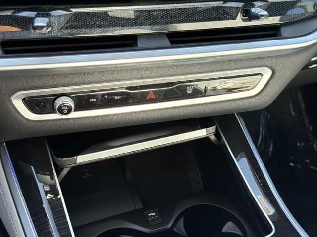 2024 BMW X5 sDrive40i sDrive40i Sports Activity Vehicle Intercooled Turbo Gas/Electric I-6 3.0 L/183 [20]