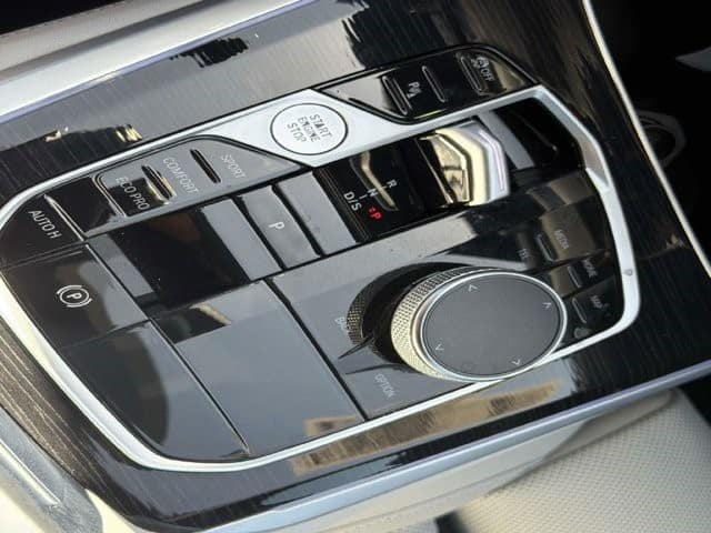 2024 BMW X5 sDrive40i sDrive40i Sports Activity Vehicle Intercooled Turbo Gas/Electric I-6 3.0 L/183 [22]