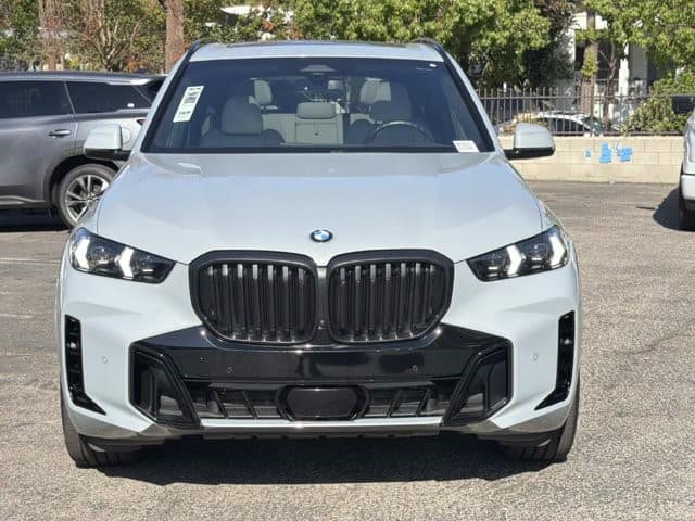 2024 BMW X5 sDrive40i sDrive40i Sports Activity Vehicle Intercooled Turbo Gas/Electric I-6 3.0 L/183 [2]