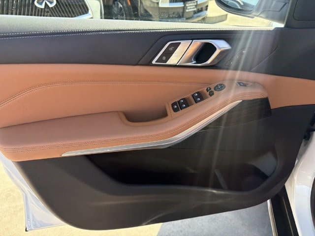 2024 BMW X5 sDrive40i sDrive40i Sports Activity Vehicle Intercooled Turbo Gas/Electric I-6 3.0 L/183 [14]