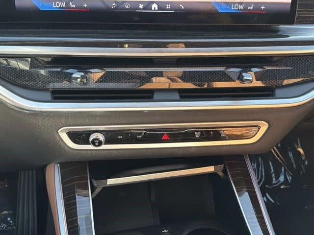 2024 BMW X5 sDrive40i sDrive40i Sports Activity Vehicle Intercooled Turbo Gas/Electric I-6 3.0 L/183 [25]