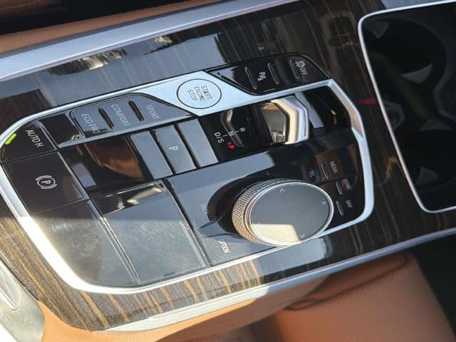 2024 BMW X5 sDrive40i sDrive40i Sports Activity Vehicle Intercooled Turbo Gas/Electric I-6 3.0 L/183 [27]