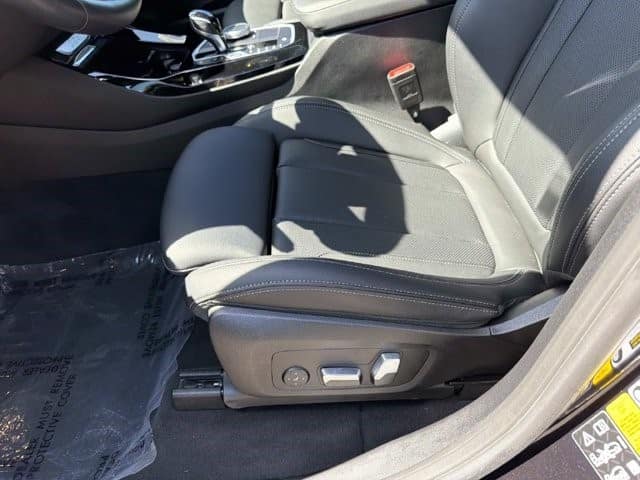 2024 BMW X3 xDrive30i xDrive30i Sports Activity Vehicle Intercooled Turbo Premium Gasoline I-4 2.0 L/122 [15]