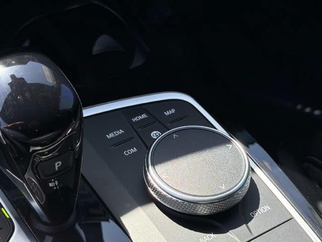 2024 BMW X3 xDrive30i xDrive30i Sports Activity Vehicle Intercooled Turbo Premium Gasoline I-4 2.0 L/122 [26]
