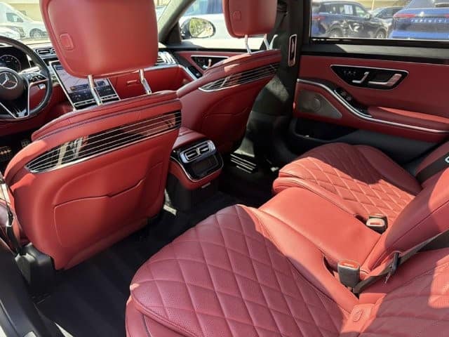 2023 Mercedes-Benz S-Class S 580 S 580 4MATIC Sedan Twin Turbo Gas/Electric V-8 4.0 L/243 [13]