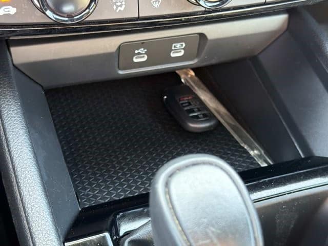 2023 Honda Accord Hybrid Sport  Gas/Electric I-4 2.0 L/122 [26]