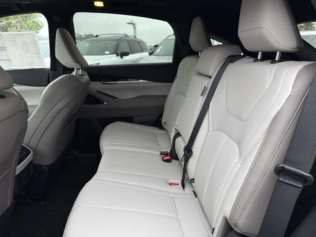 2027 INFINITI QX65 SPORT SPORT AWD Intercooled Turbo Premium Gasoline I-4 2.0 L/122 [11]