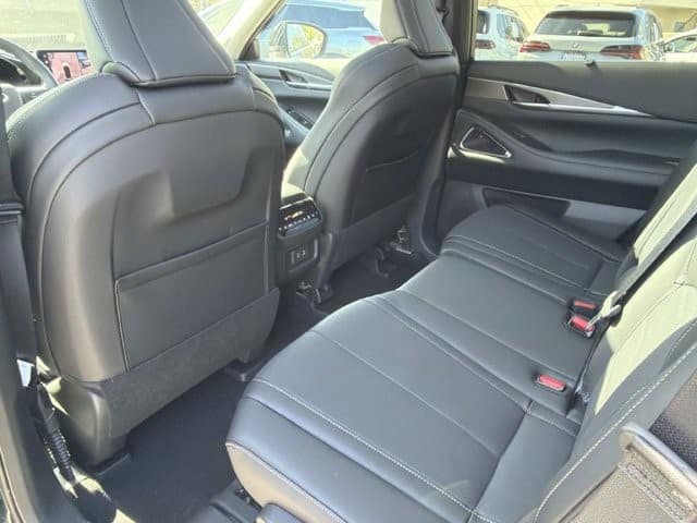 2026 INFINITI QX60 LUXE LUXE FWD Intercooled Turbo Premium Gasoline I-4 2.0 L/122 [9]