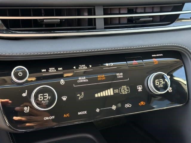 2026 INFINITI QX60 LUXE LUXE FWD Intercooled Turbo Premium Gasoline I-4 2.0 L/122 [21]