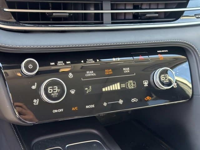 2026 INFINITI QX60 LUXE LUXE FWD Intercooled Turbo Premium Gasoline I-4 2.0 L/122 [22]