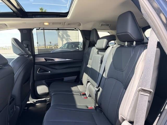 2026 INFINITI QX60 LUXE LUXE FWD Intercooled Turbo Premium Gasoline I-4 2.0 L/122 [13]