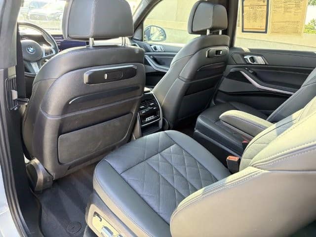 2024 BMW X7 xDrive40i xDrive40i Sports Activity Vehicle Intercooled Turbo Gas/Electric I-6 3.0 L/183 [12]