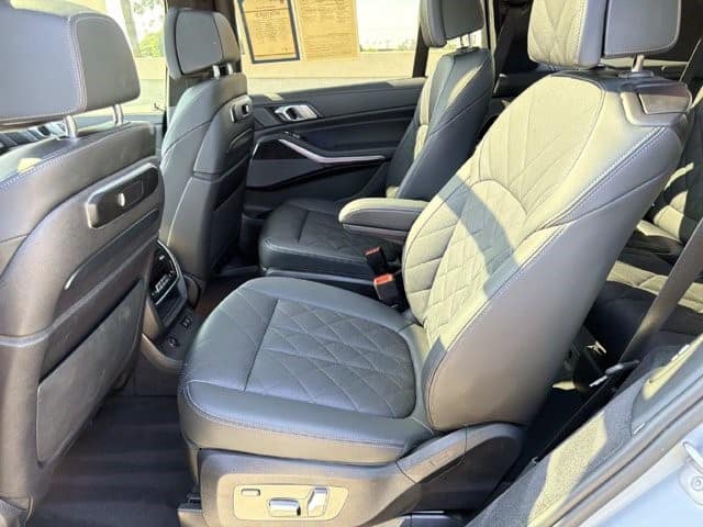 2024 BMW X7 xDrive40i xDrive40i Sports Activity Vehicle Intercooled Turbo Gas/Electric I-6 3.0 L/183 [13]
