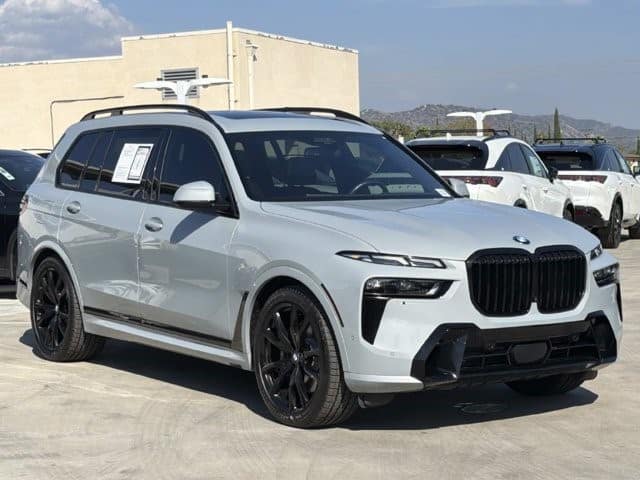 2024 BMW X7 xDrive40i xDrive40i Sports Activity Vehicle Intercooled Turbo Gas/Electric I-6 3.0 L/183 [1]