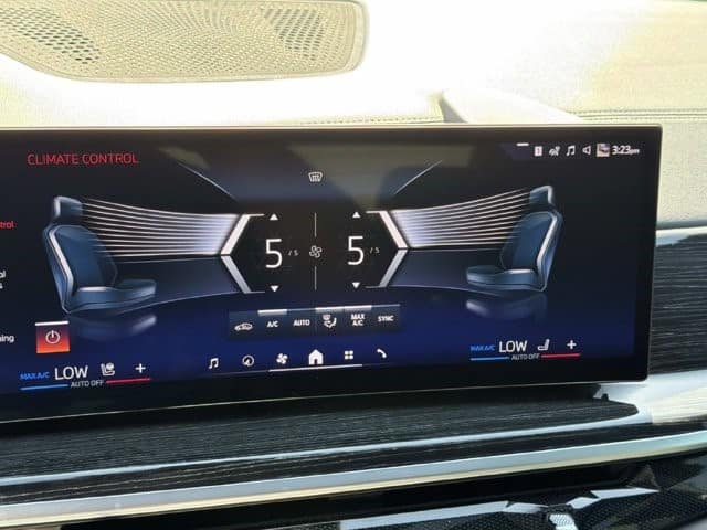 2024 BMW X7 xDrive40i xDrive40i Sports Activity Vehicle Intercooled Turbo Gas/Electric I-6 3.0 L/183 [24]